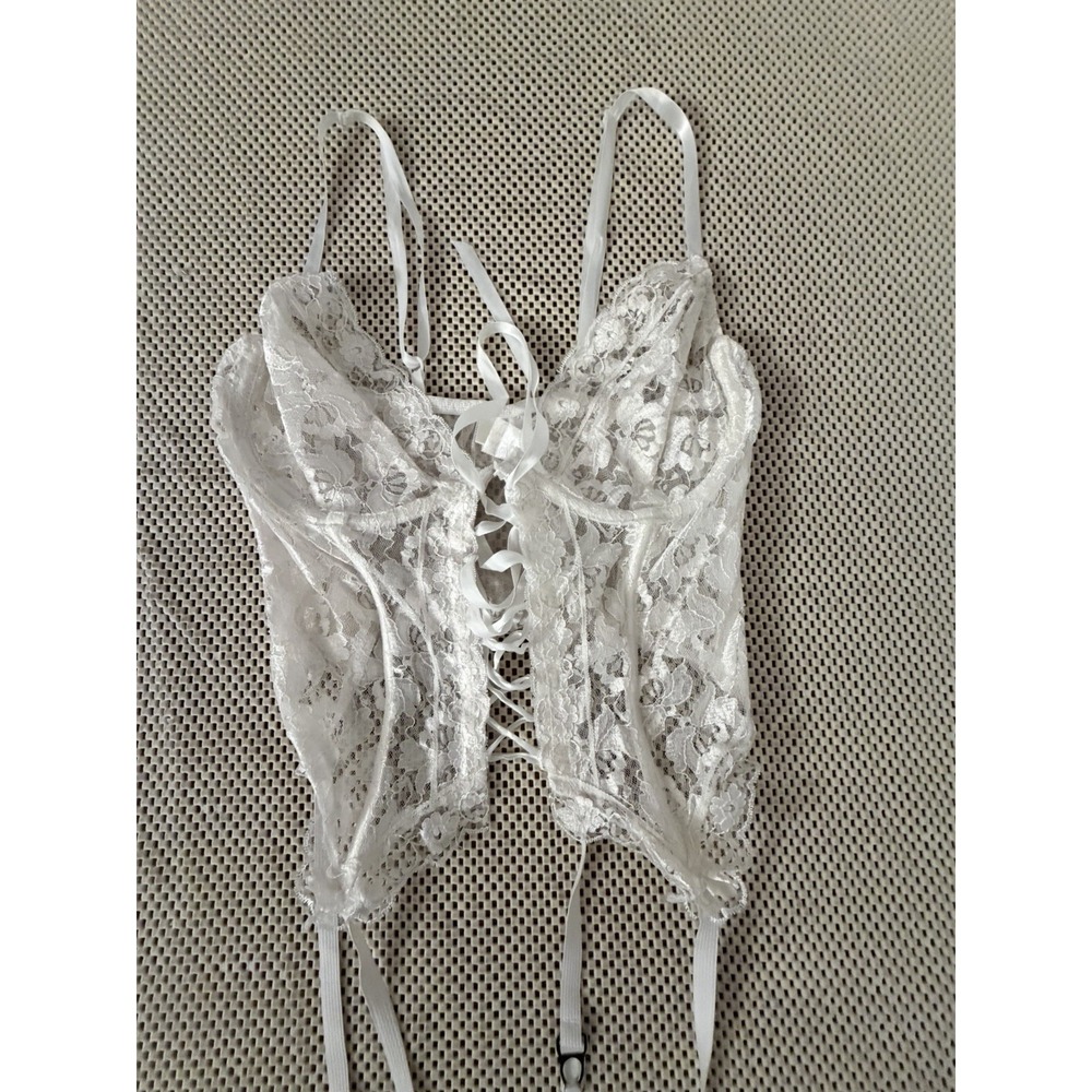 VTG Fredericks of Hollywood White Lace Up 34/36/38 Garter Corset Top Lingerie